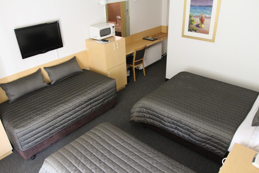 Mid City Motor Inn Queanbeyan Ruang foto
