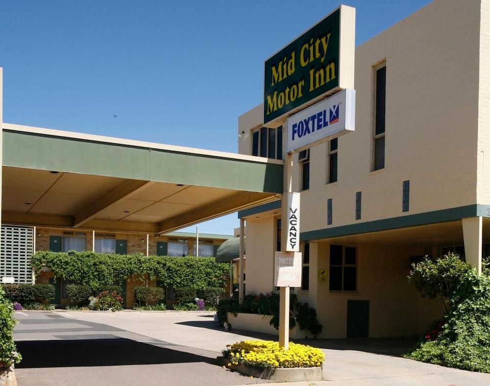 Mid City Motor Inn Queanbeyan Bagian luar foto