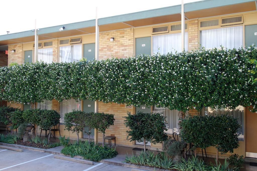Mid City Motor Inn Queanbeyan Ruang foto